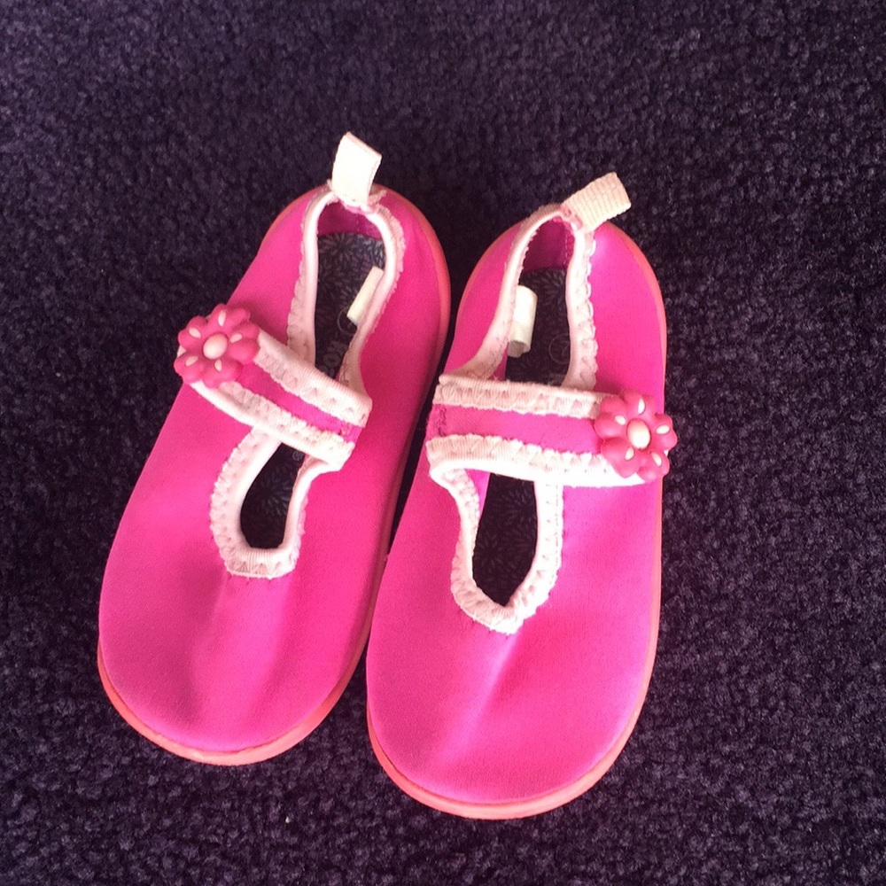 Water shoes